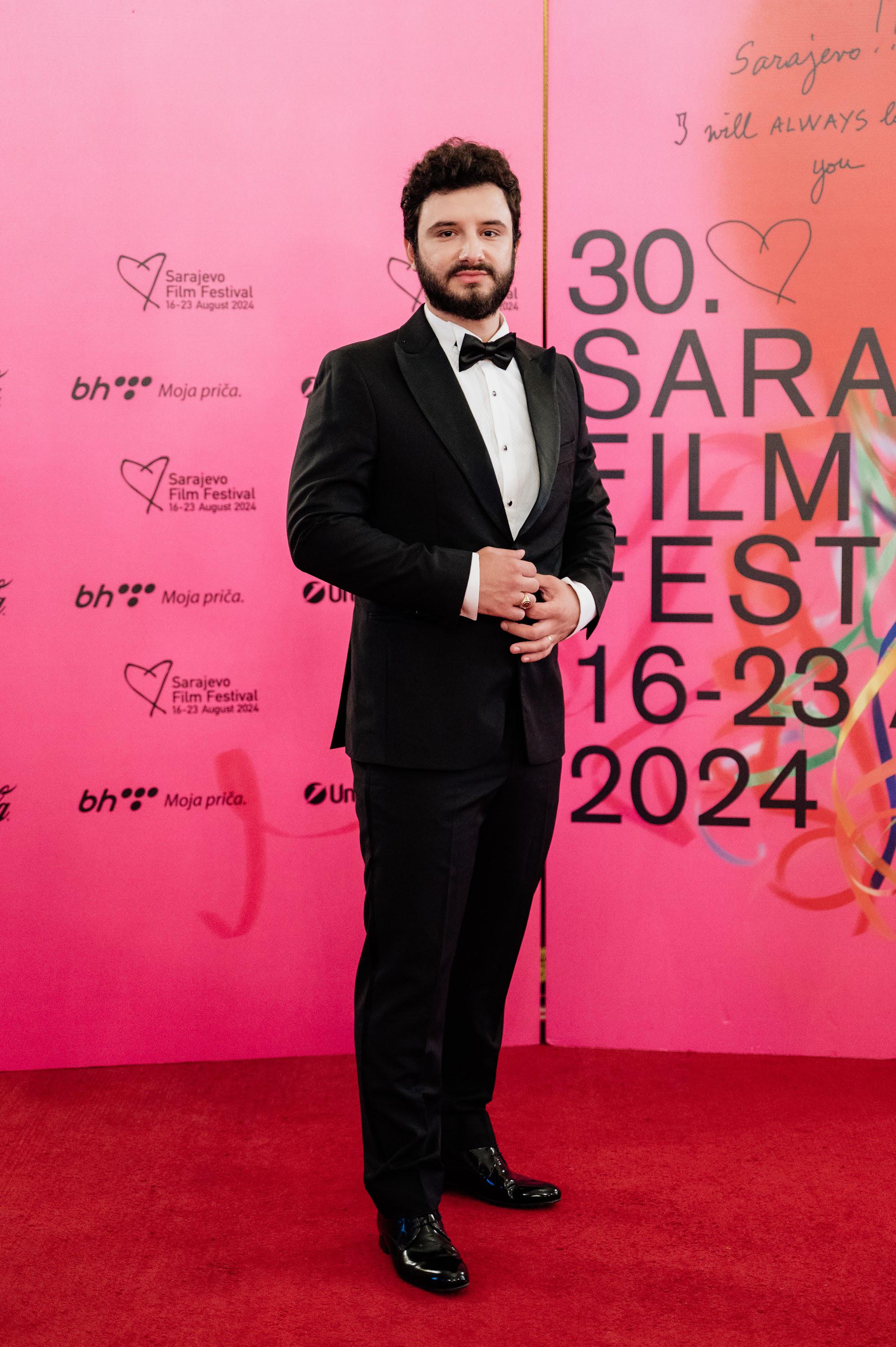 Premiere Photo